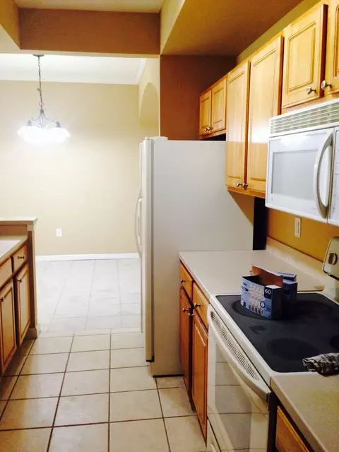 10075 Gate Pkwy N, Jacksonville, FL 32246