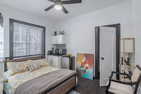 5849 W Sunset Blvd, Los Angeles, CA 90028