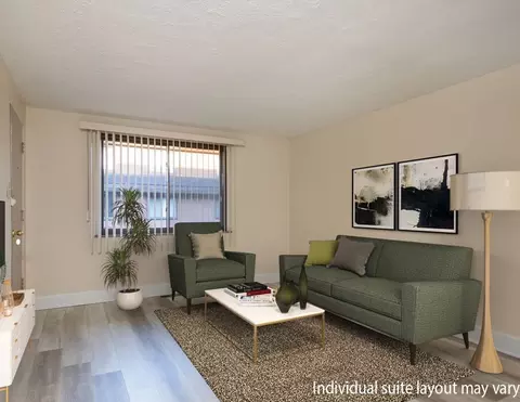 17800 Marcella Rd, Cleveland, OH 44119