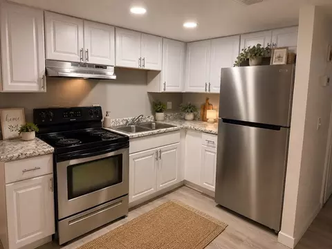 2216 Eugie Ter, Phoenix, AZ 85022 photo 5
