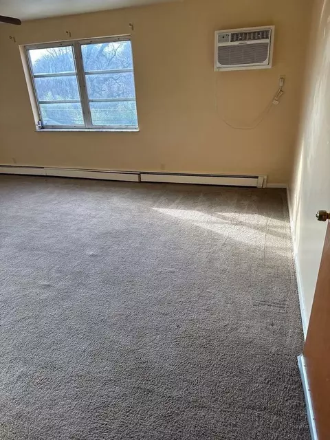 344 Purcell Ave, Cincinnati, OH 45205