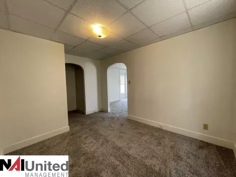 1718 Morningside Ave, Sioux City, IA 51106