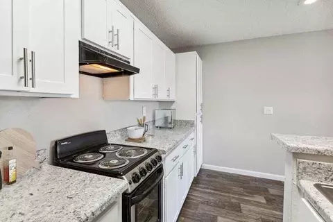 2800 S Mission Rd, Tucson, AZ 85713 photo 10
