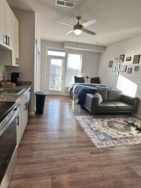 Central Pkwy, Cincinnati, OH 45225