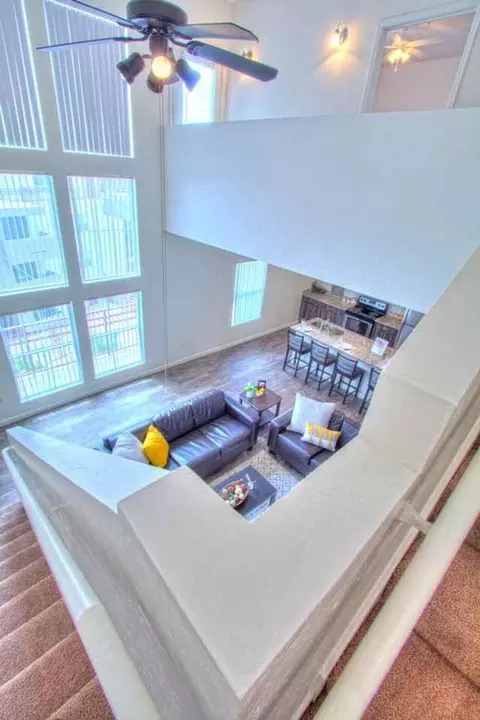 811 E Wetmore Rd, Tucson, AZ 85719
