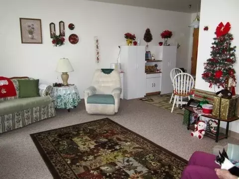 408 Elm Ave, Munising, MI 49862 photo 3