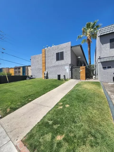 6702 N 17th Ave, Phoenix, AZ 85015 photo 9
