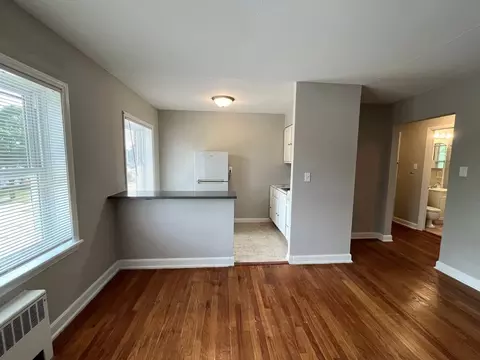 72057211 W Becher St, Milwaukee, WI 53219