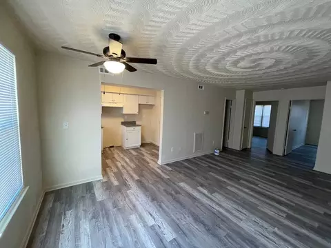 2812 Corprew Ave, Norfolk, VA 23504