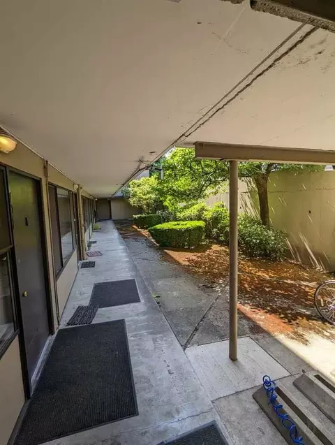 3240 Fuhrman Ave E, Seattle, WA 98102