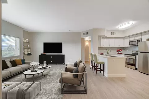 4515 S Durango Dr, Las Vegas, NV 89147 photo 3