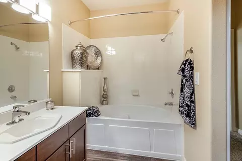 4515 S Durango Dr, Las Vegas, NV 89147 photo 19