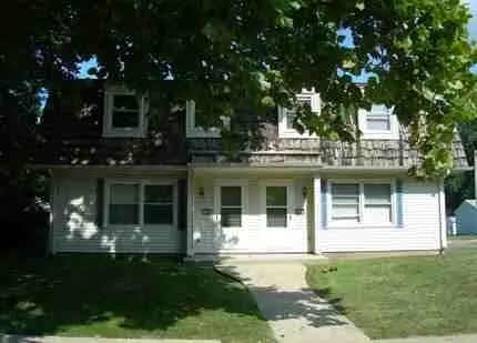 Crescent Dr, Champaign, IL 61820