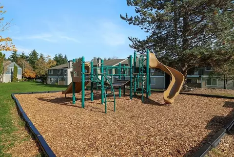 18666 Redmond Way, Redmond, WA 98052 photo 24