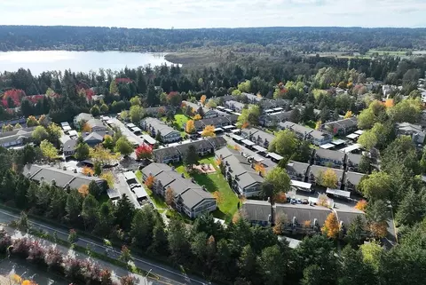 18666 Redmond Way, Redmond, WA 98052 photo 30