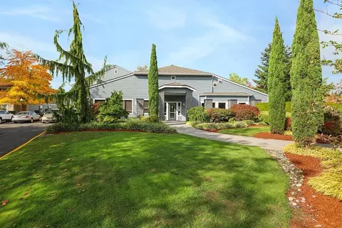 18666 Redmond Way, Redmond, WA 98052 photo 27