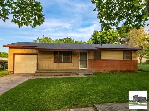 2121 Circle Dr, Copperas Cove, TX 76522