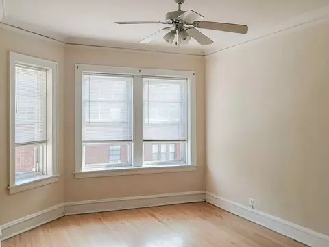 2200 W Foster Ave, Chicago, IL 60625