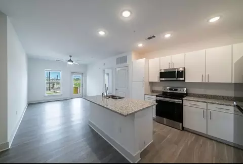3010 Festivus Ct, Charlotte, NC 28205