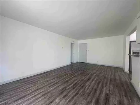1518 E 3rd St, Long Beach, CA 90802 photo 5