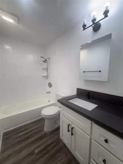 1518 E 3rd St, Long Beach, CA 90802 photo 15