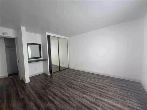 1518 E 3rd St, Long Beach, CA 90802 photo 10