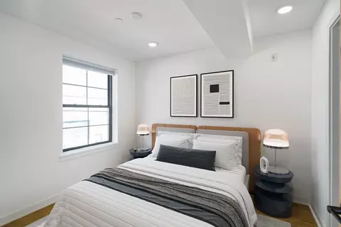 640 Moore St, Philadelphia, PA 19148