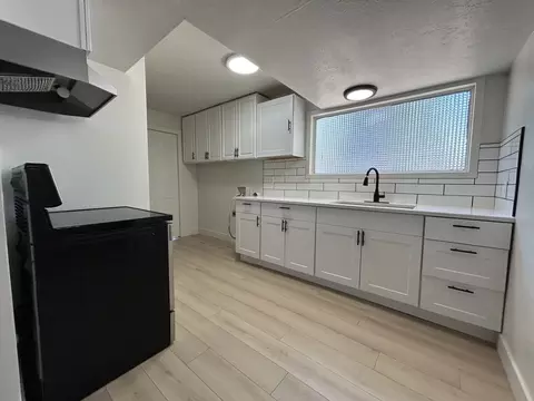 8585 S 40 E, Sandy, UT 84070