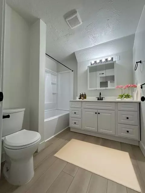 8585 S 40 E, Sandy, UT 84070 photo 9