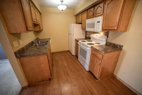 10156 Lyndale Ave S, Bloomington, MN 55420 photo 4