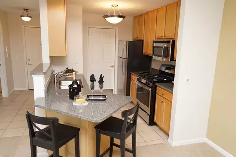 2219 Teakwood Cir, Highland, IN 46322
