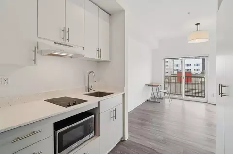 1210 Republican St, Seattle, WA 98109