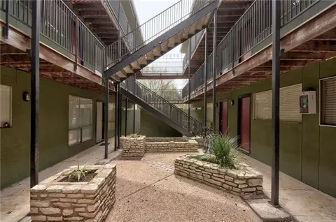 2200 San Gabriel St, Austin, TX 78705 photo 8