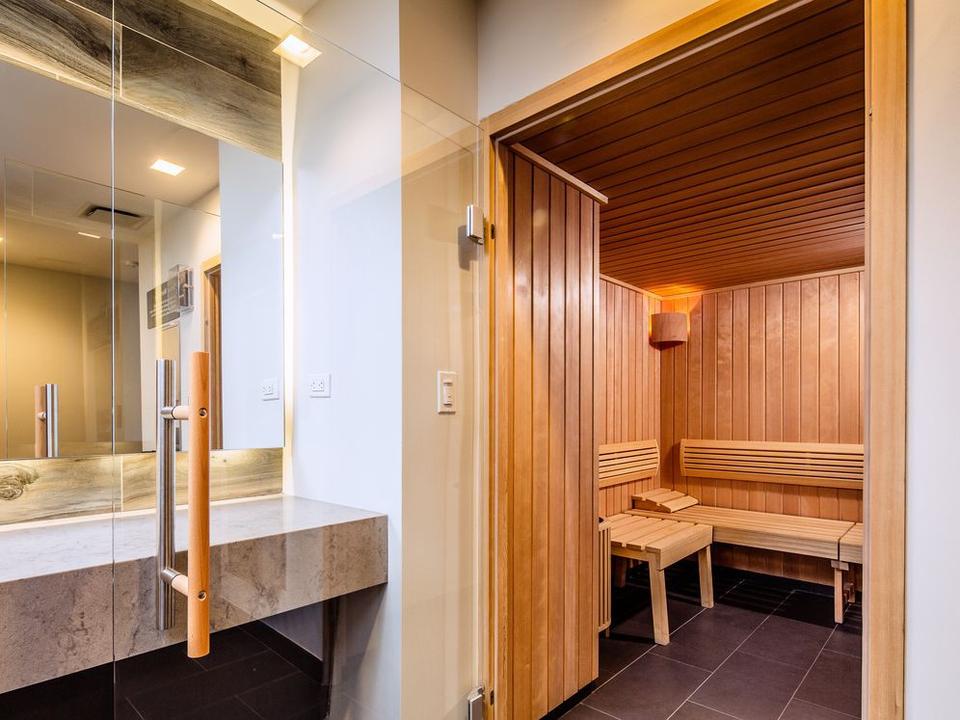  250 W 50th St, New York, NY 10019 photo 29