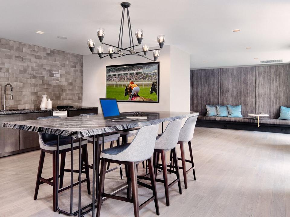  250 W 50th St, New York, NY 10019 photo 26