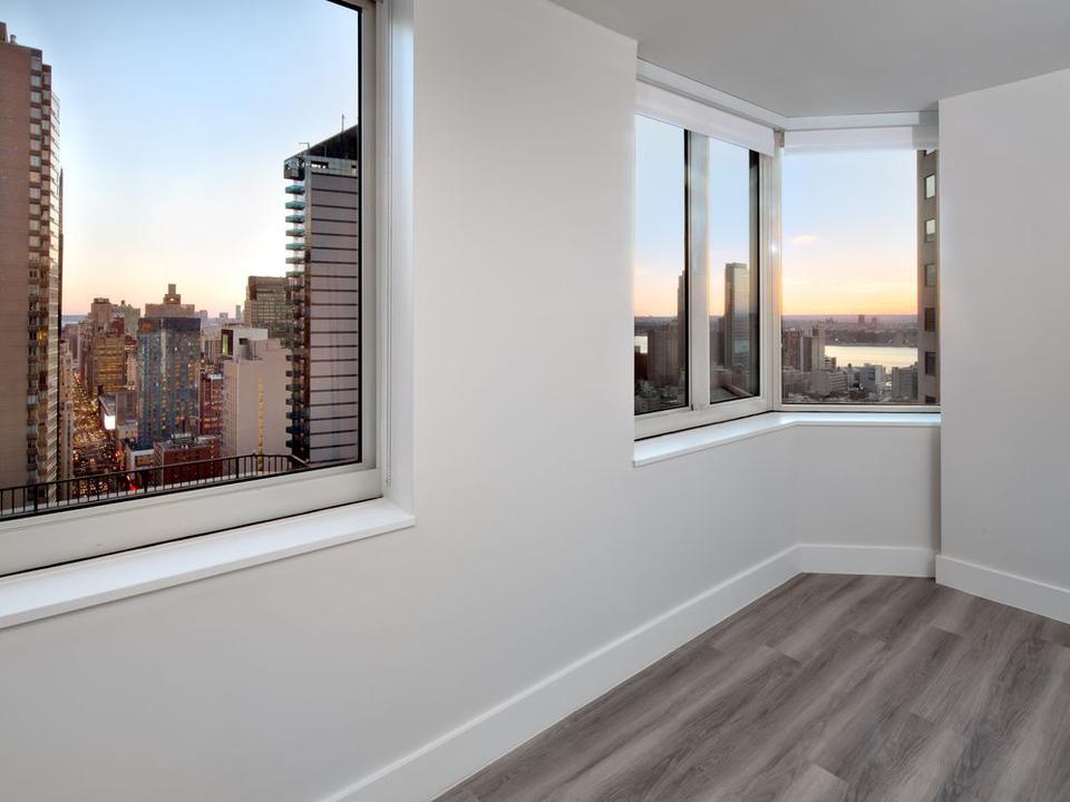  250 W 50th St, New York, NY 10019 photo 20