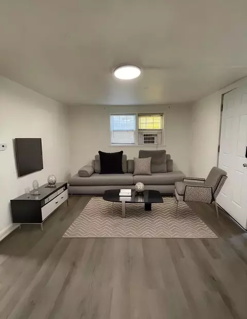2650 Cottage Grove Ave, Des Moines, IA 50311