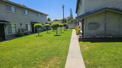 1324 Winn Dr, Upland, CA 91786