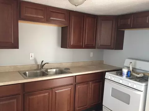 611 W Madison St #4, Pontiac, IL 61764