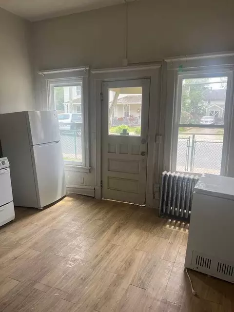 109 Foster St, Manchester, CT 06040