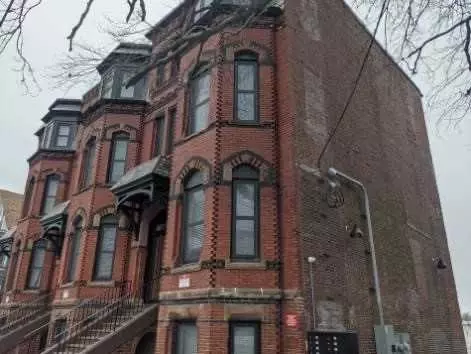 99 Westford St, Lowell, MA 01851
