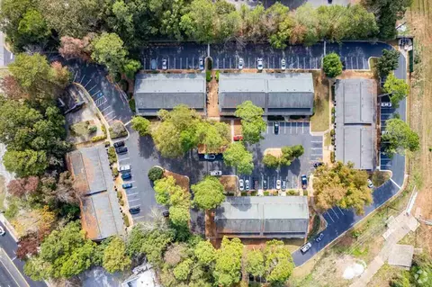2889 Panthersville Rd, Decatur, GA 30034
