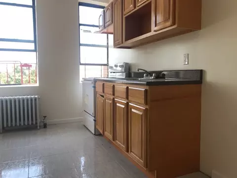 553 Hinsdale St #A6, Brooklyn, NY 11207