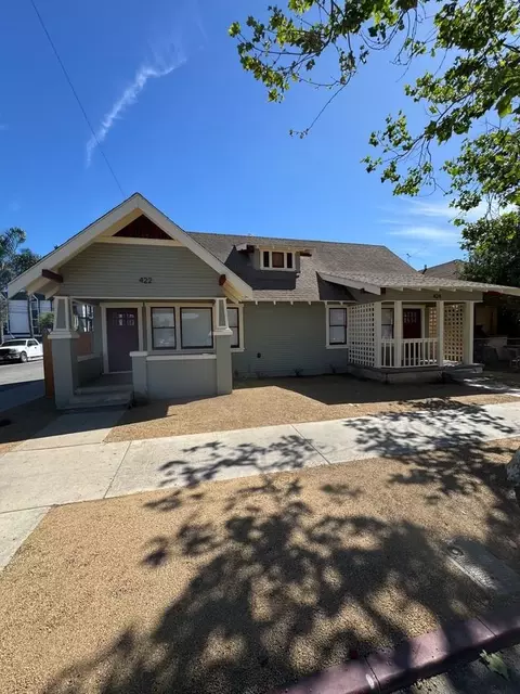 422 E Walnut St, Santa Ana, CA 92701