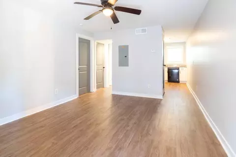 584 Lindsay St NW, Atlanta, GA 30318
