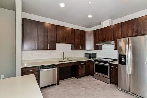 16255 Kenyon Ave, Lakeville, MN 55044