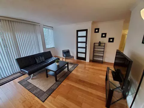 1301 S Arlington Ridge Rd #209, Arlington, VA 22202