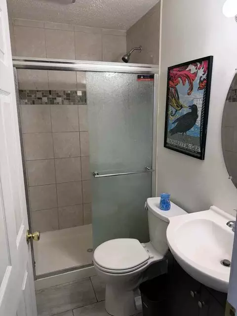 9083 Meadow Heights Rd, Randallstown, MD 21133 photo 9