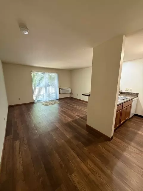 1619 Troy Dr, Madison, WI 53704