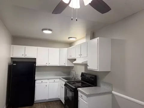 7520 W 13th Ave, Lakewood, CO 80214